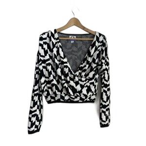 Future Collective Kahlana Barfield Black White Crop Sweater Medium Houndstooth